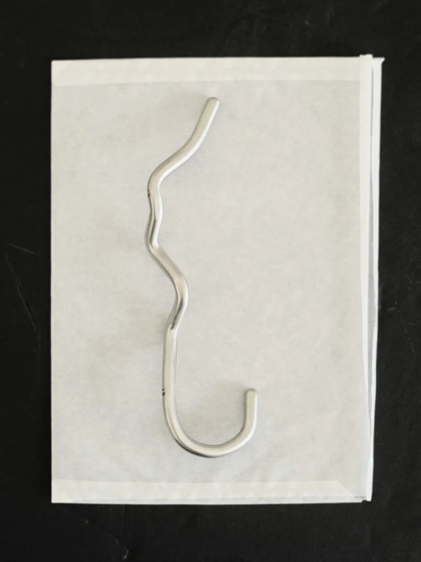 Curvature Haken einfach, Edelstahl Ferm Living