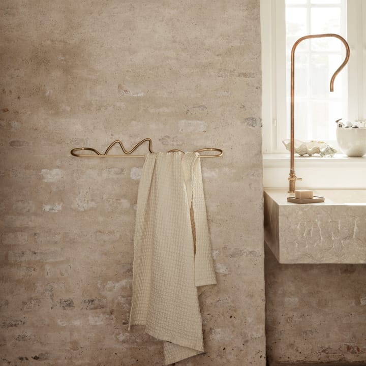 Curvature Handtuchhalter, Messing Ferm Living