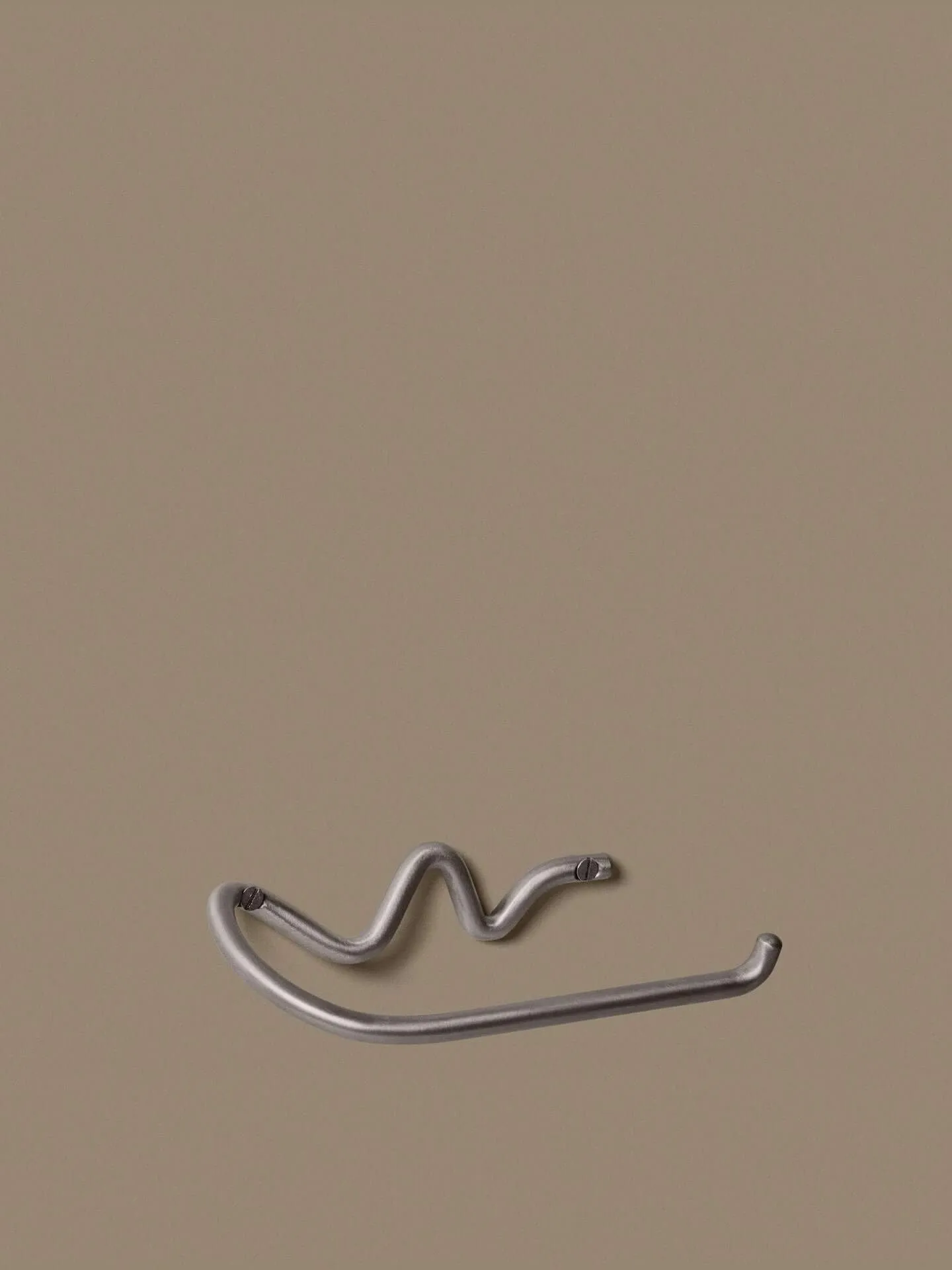 Curvature Toilettenpapierhalter, Edelstahl Ferm Living