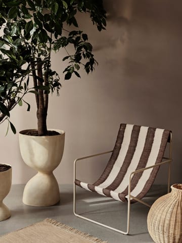 Desert Loungesessel - Cashmere, off-white, chocolate - ferm LIVING