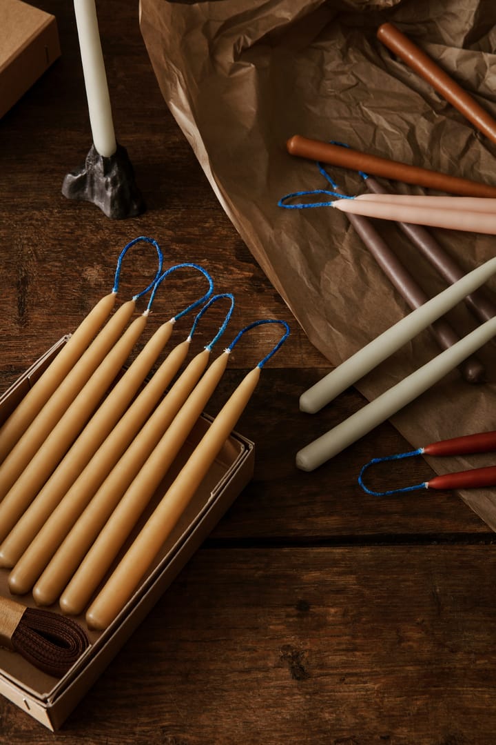 Dipped candles handgefertigte Kerze 15cm 8er Pack, Brown Ferm Living