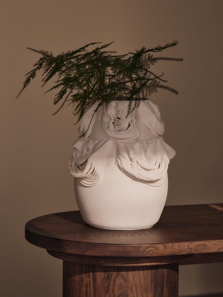 Drisca Vase 23 cm, Off-white Ferm Living