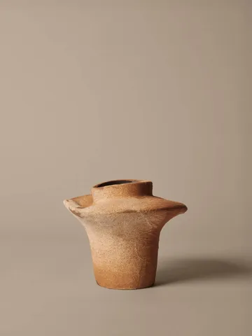 Evio Vase - Burnt umber, Ø25x22 cm - Ferm Living