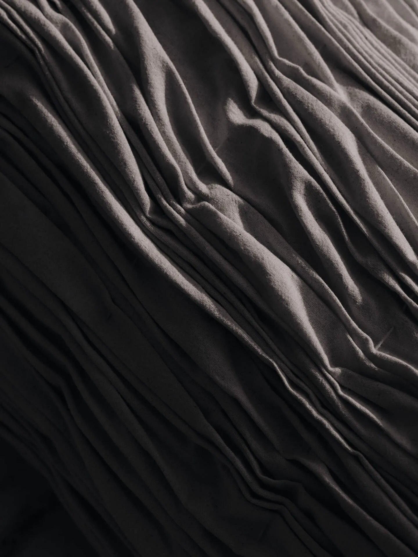 Falda Smocked Bolster Zylinderkissen, Undyed Ferm Living