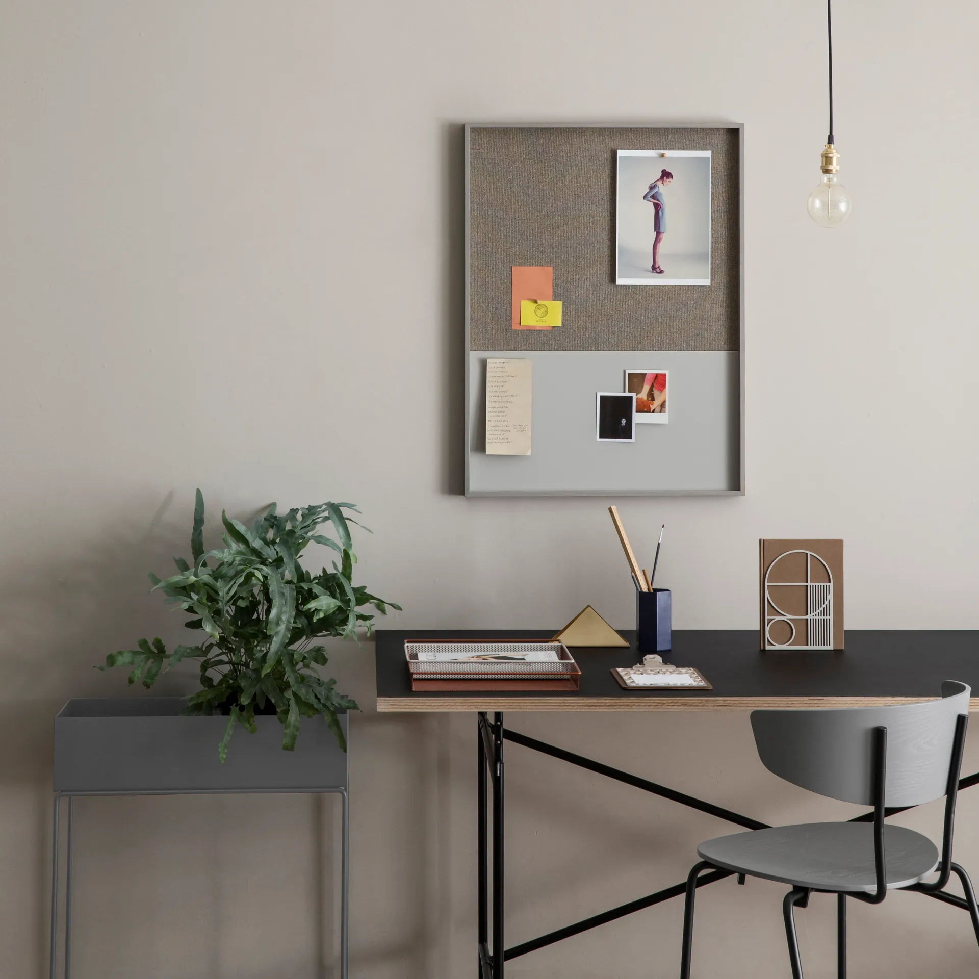 ferm LIVING Plant Box, Dunkelgrau Ferm Living