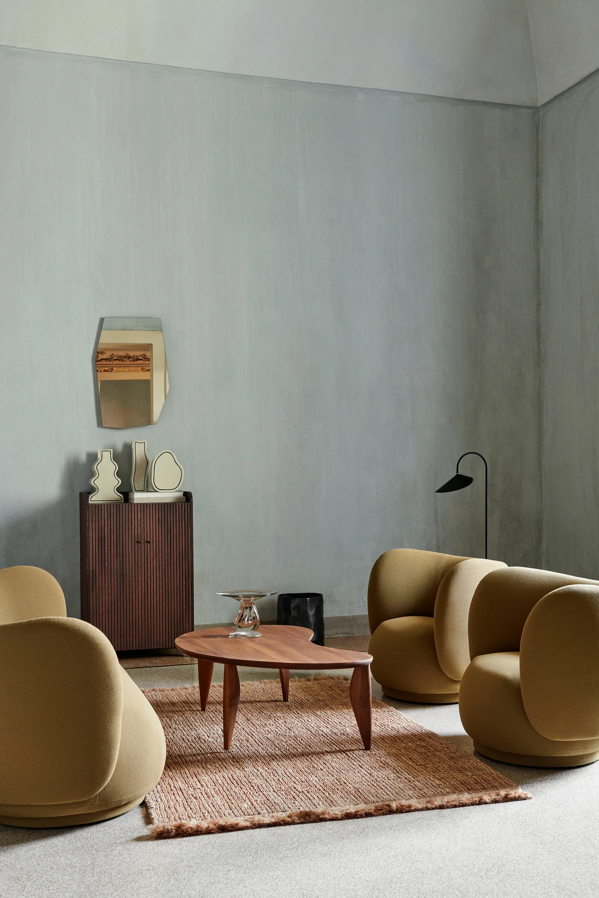 Feve Beistelltisch, Walnut Ferm Living