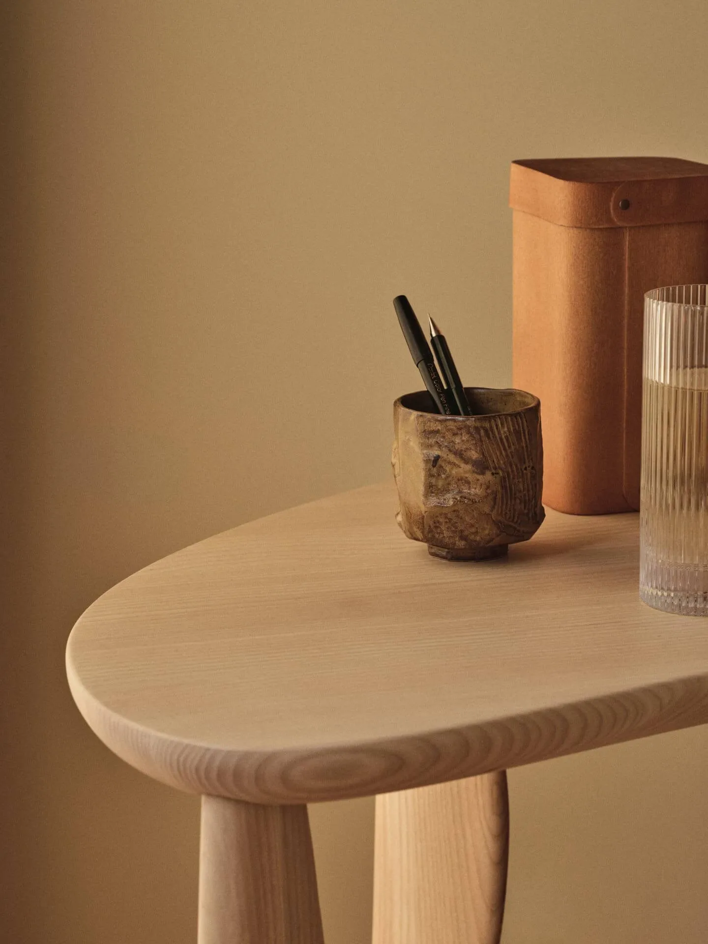 Feve Schreibtisch 60 x 117cm, Natural ash Ferm Living