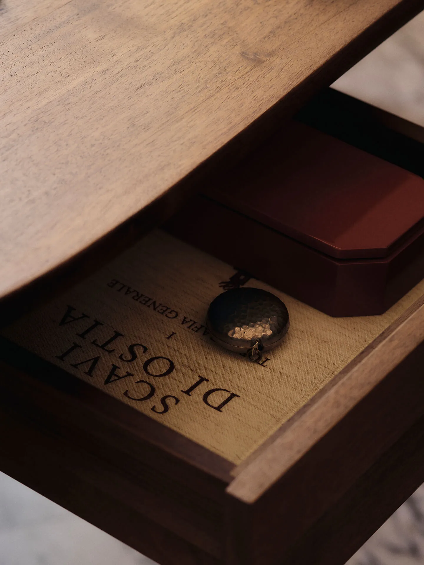 Feve Tisch 160x86x73 cm, Walnut Ferm Living