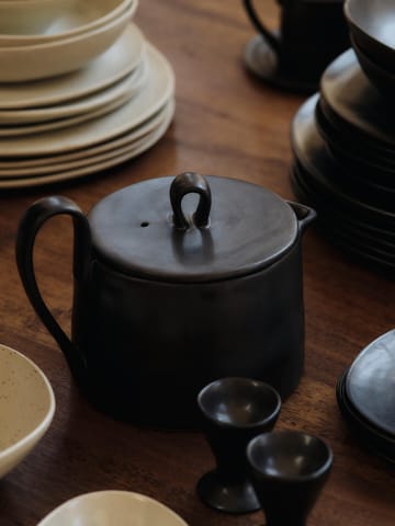 Flow Teekanne 1,5 L - Black - Ferm Living