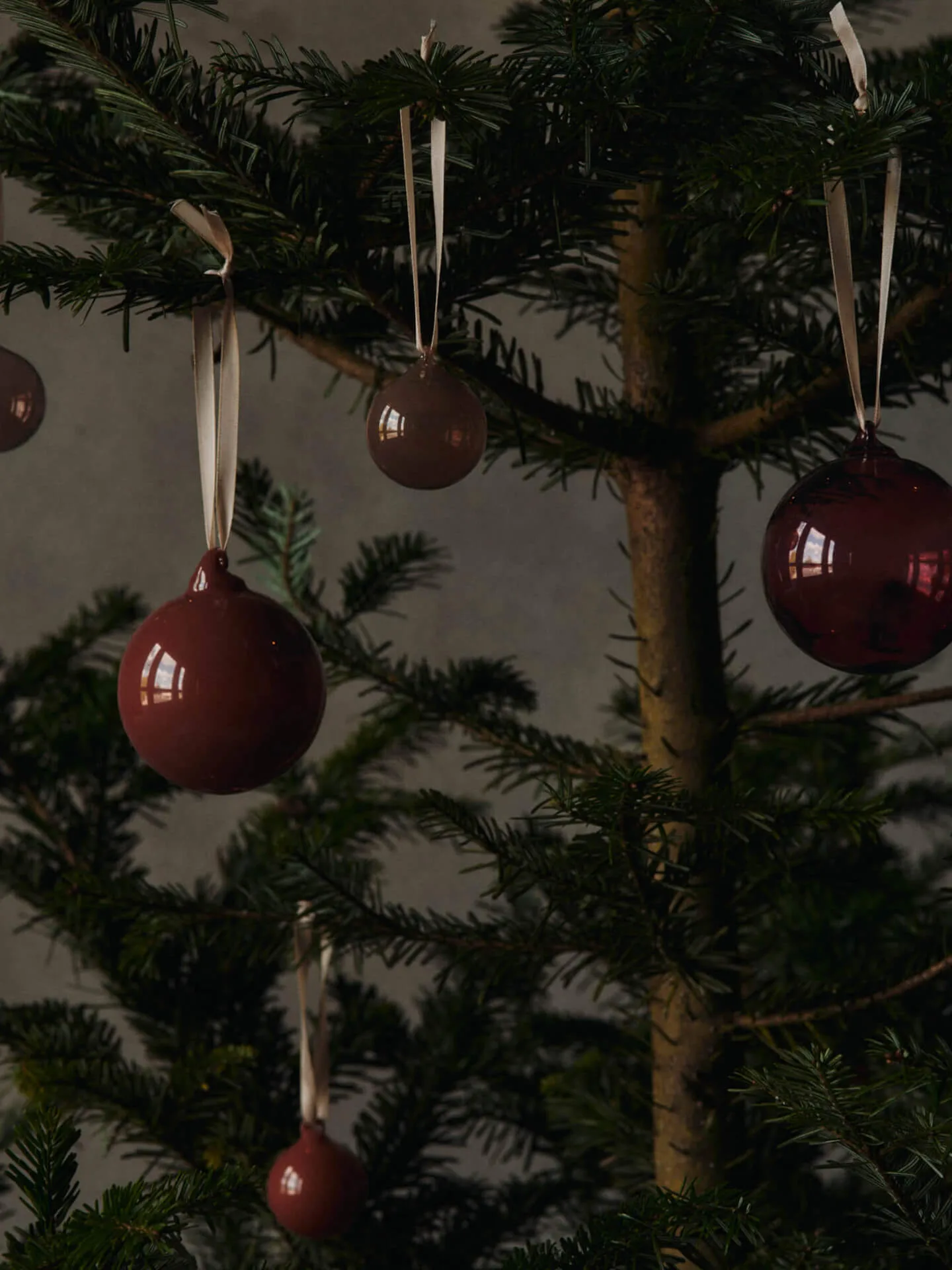 Glass bauble Weihnachtskugeln S Ø4 cm 3-teilig, Roseate Translucent Ferm Living