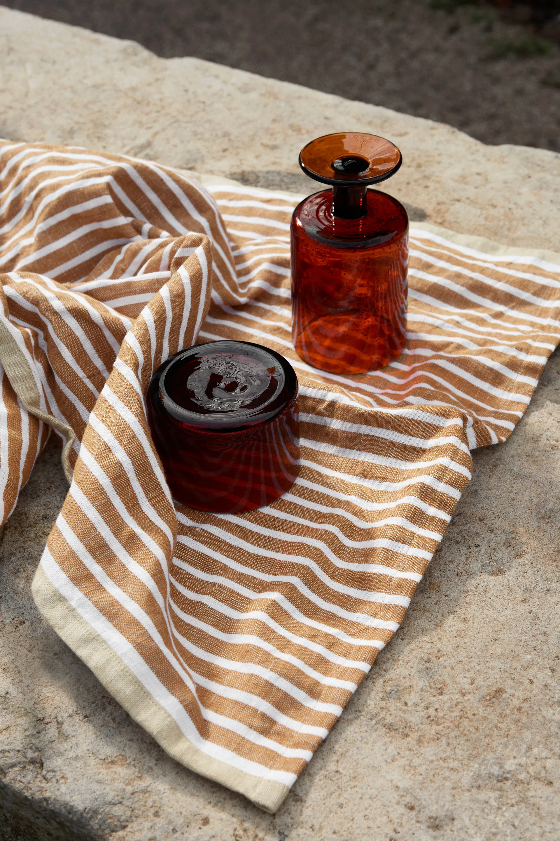 Hale Geschirrtuch 50x70 cm, Golden brown-silber fern Ferm Living