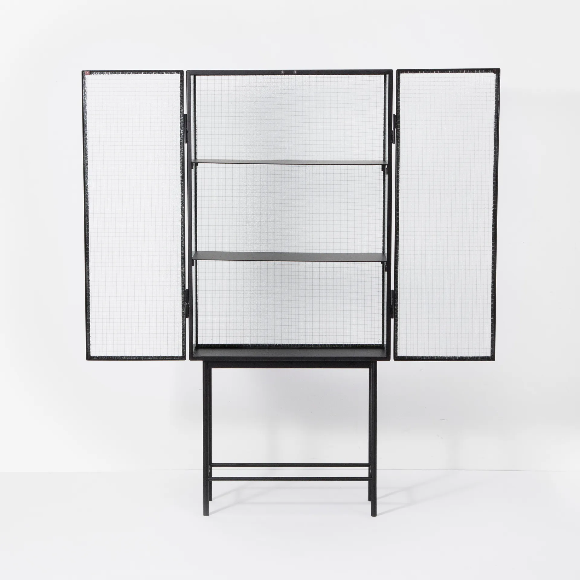 Haze Vitrine, Schwarz Ferm Living