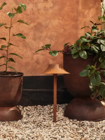 Hourglass Blumentopf medium Ø40 cm - Rost - Ferm Living