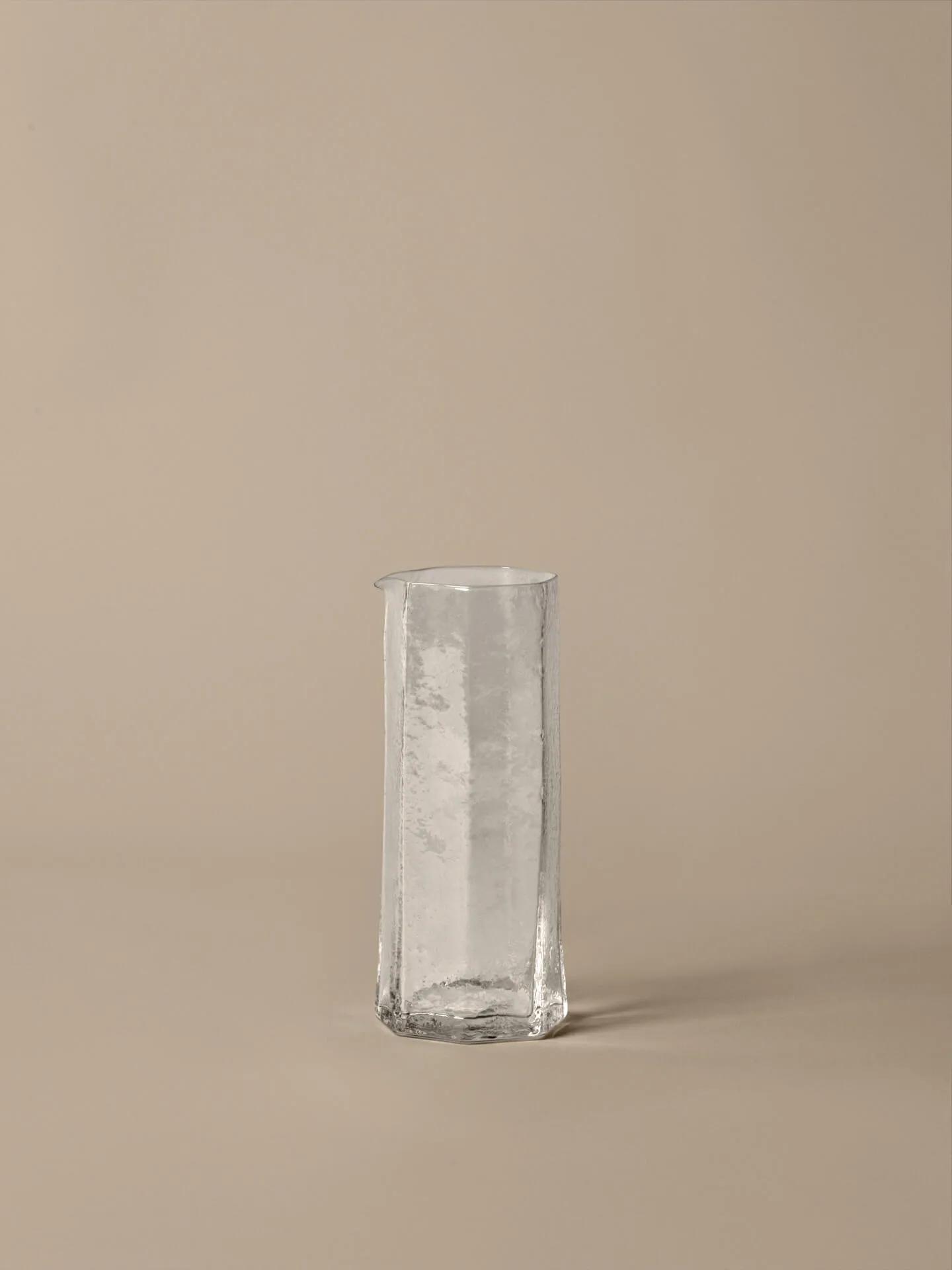 Kiru Karaffe, Clear, 1 L Ferm Living