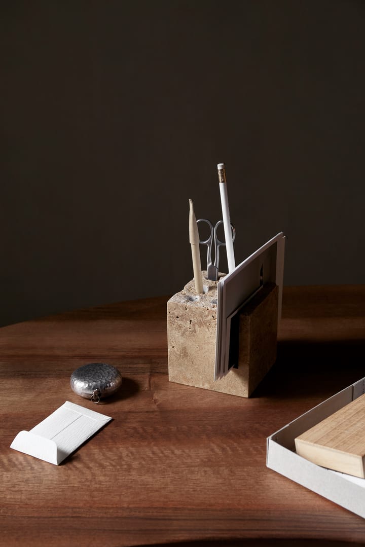 Klint Stifthalter 9 x 9cm, Beige travertin Ferm Living