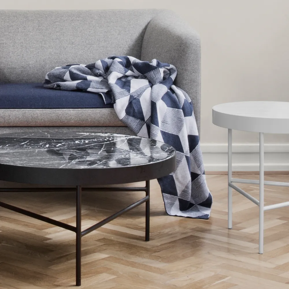 Marble Table Couchtisch, Marmor schwarz, medium, schwarzes Gestell Ferm Living