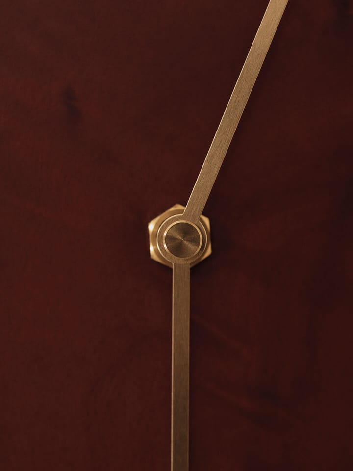 Melt Wanduhr 28 x 33cm, Dark stained burl Ferm Living