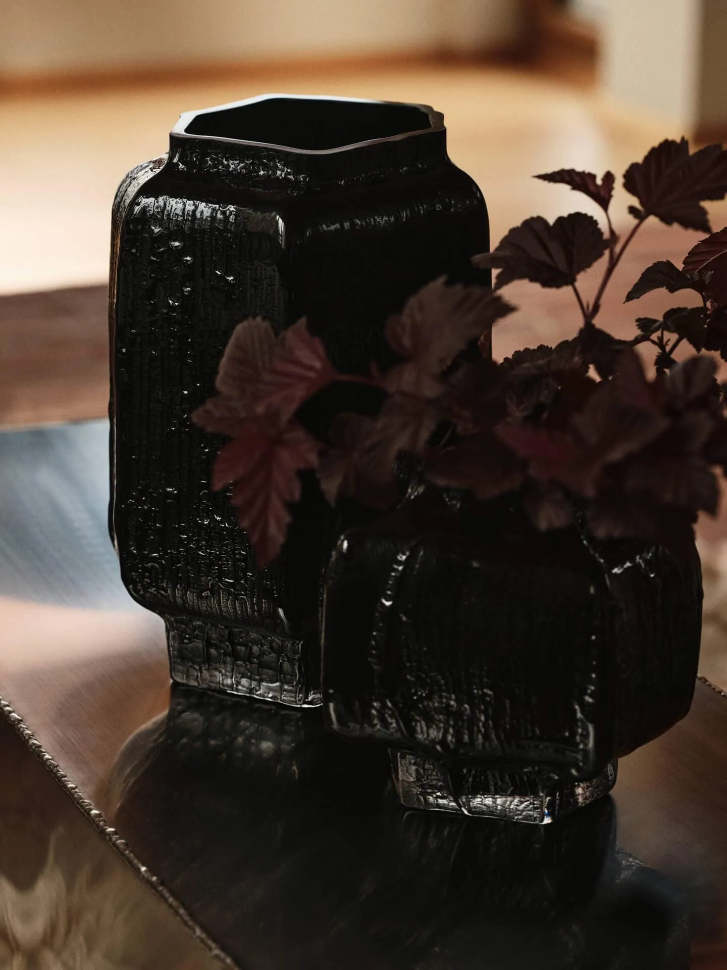 Mokuri Vase, Schwarz, 30 cm Ferm Living