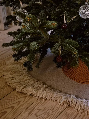 Norte Weihnachtsbaumteppich Ø120 cm - Naturfarben - Ferm Living