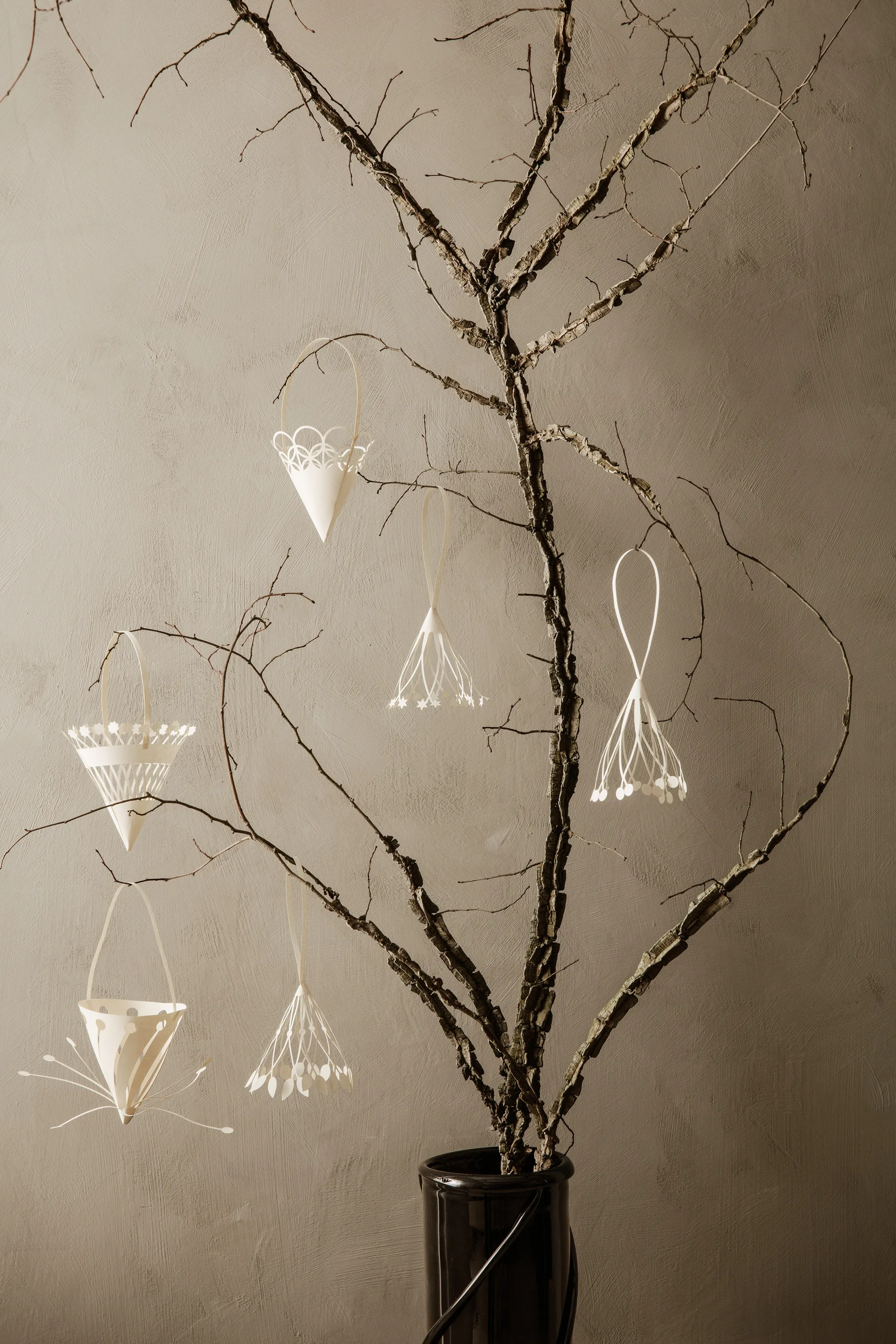 Paper tassels Weihnachtsanhänger Ø10cm 3er Pack, Off-white Ferm Living