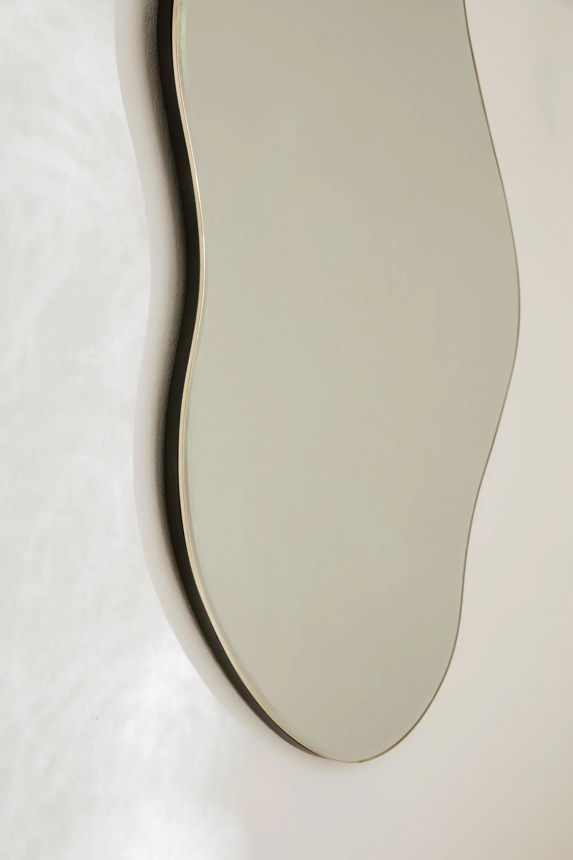 Pond Spiegel large, Messing Ferm Living