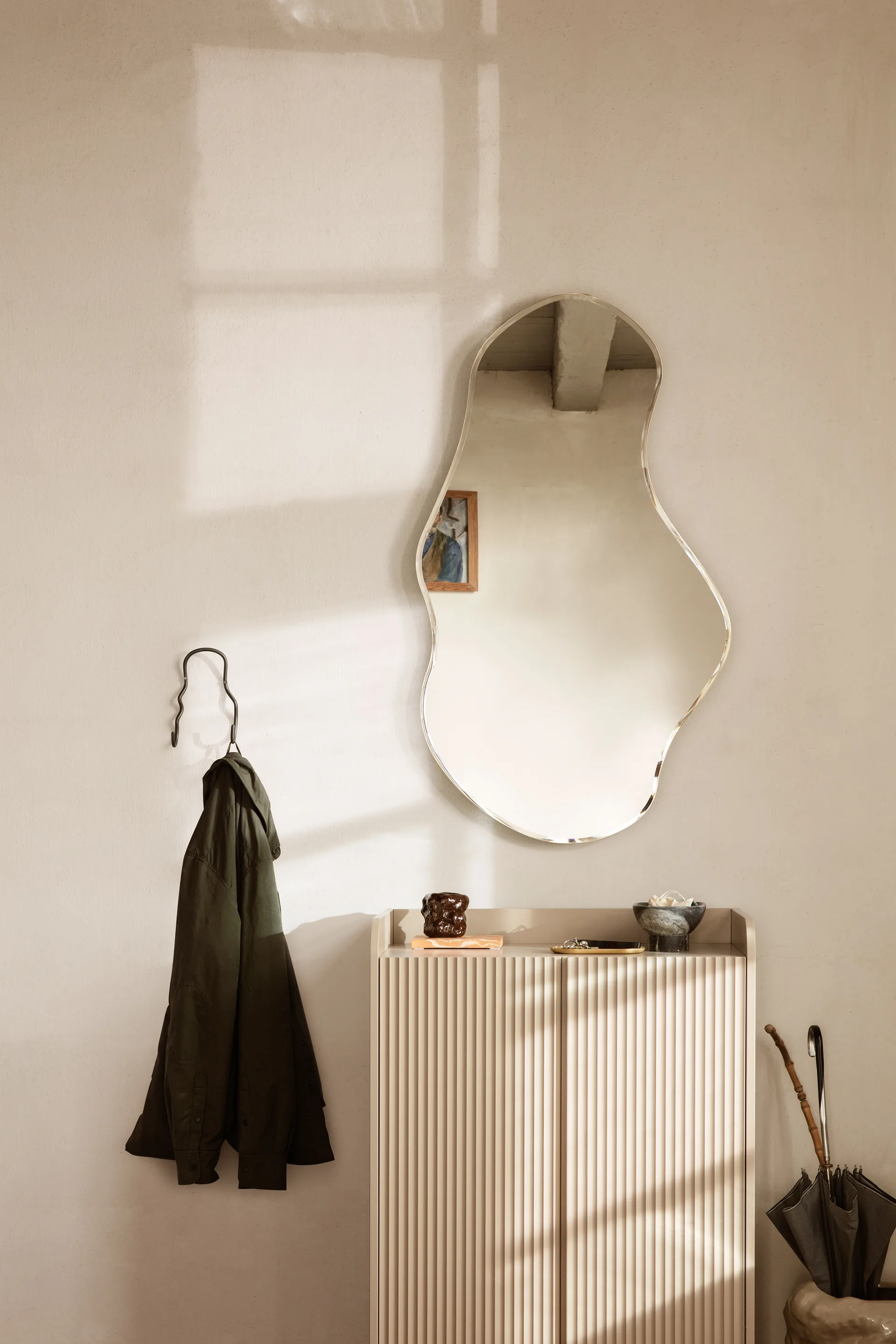 Pond Spiegel large, Messing Ferm Living