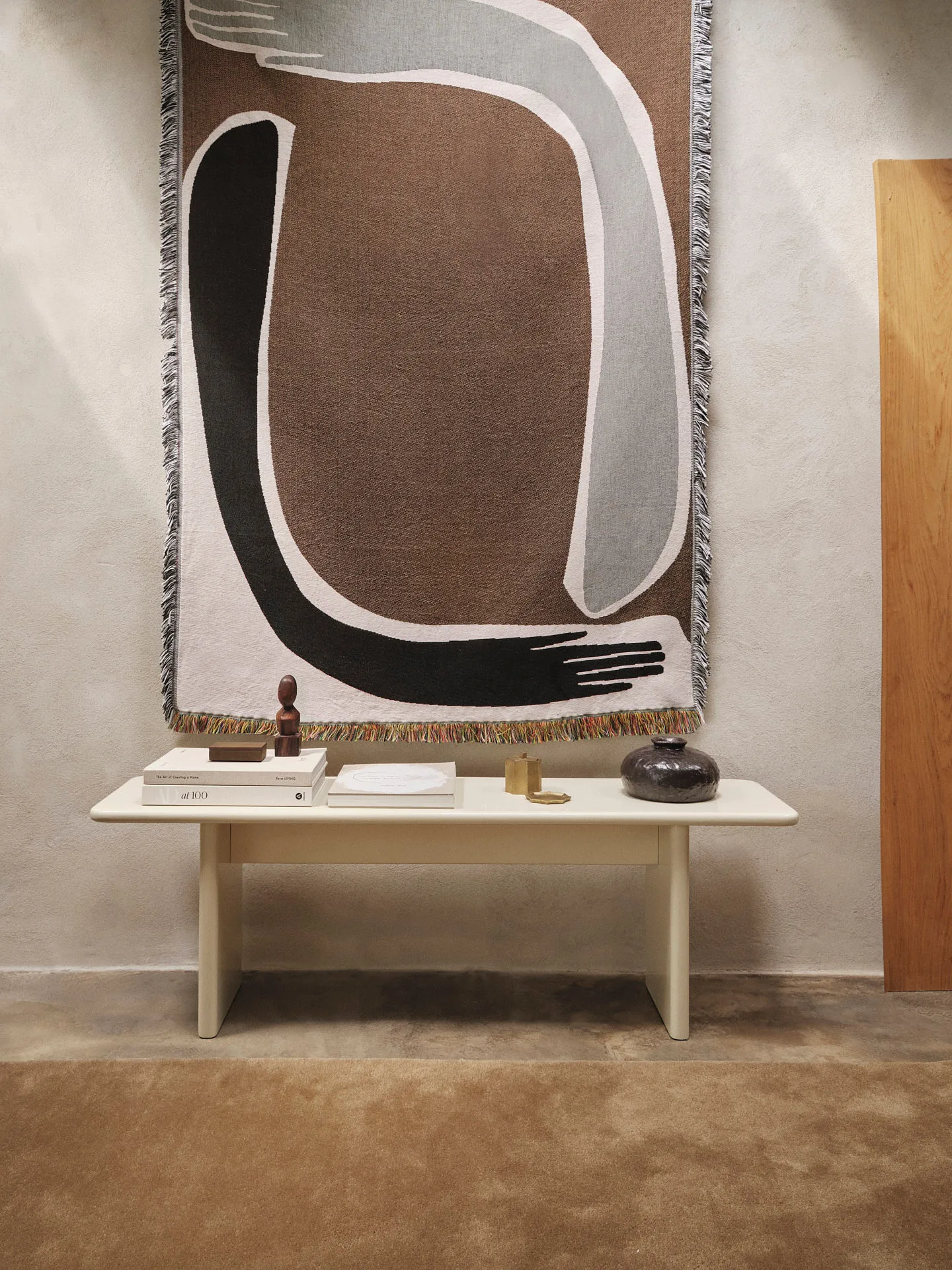 Pose Tapestry Decke 120x170 cm, Coffee Ferm Living