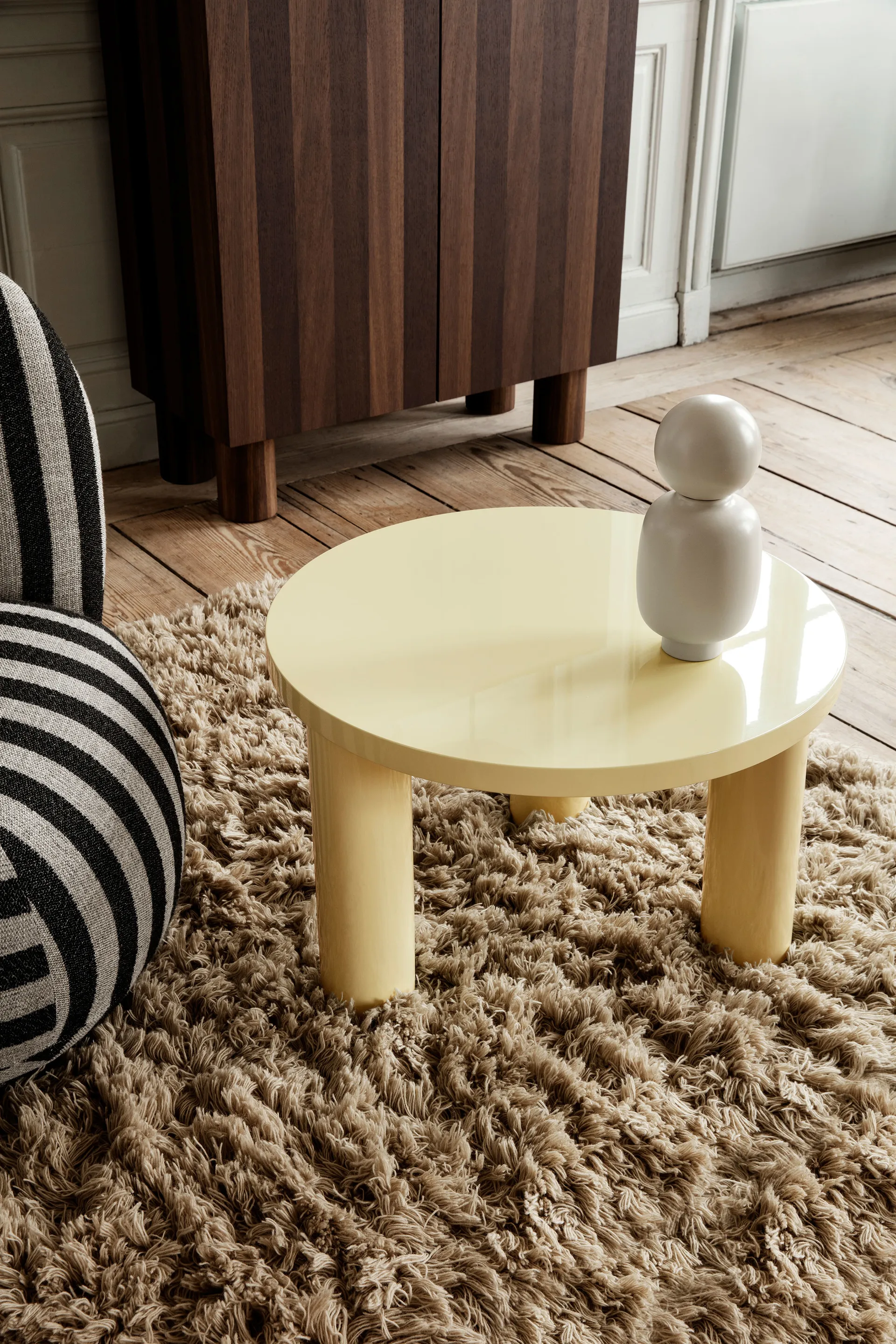 Post Couchtisch small Ø 65 cm, Lemonade Ferm Living