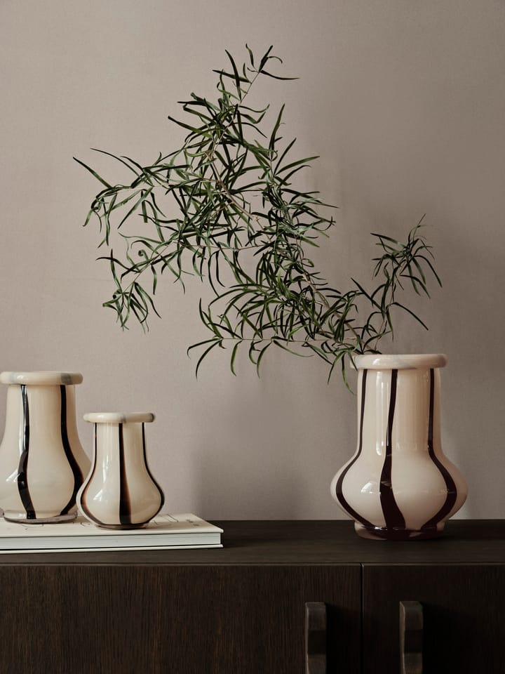 Riban Vase 24 cm - Cream - ferm LIVING