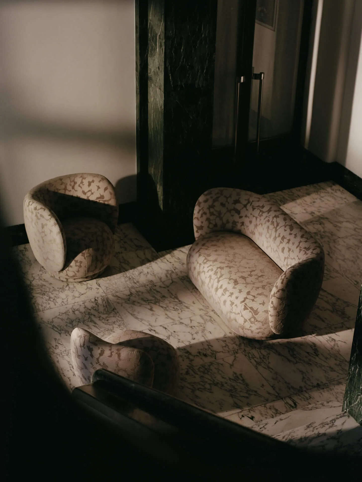 Rico lounge chair Sessel swivel, Cilla-Taupe Ferm Living