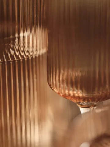 Ripple Champagne flutes Champagneglas 15 cl 2er-Pack - Blush - Ferm Living