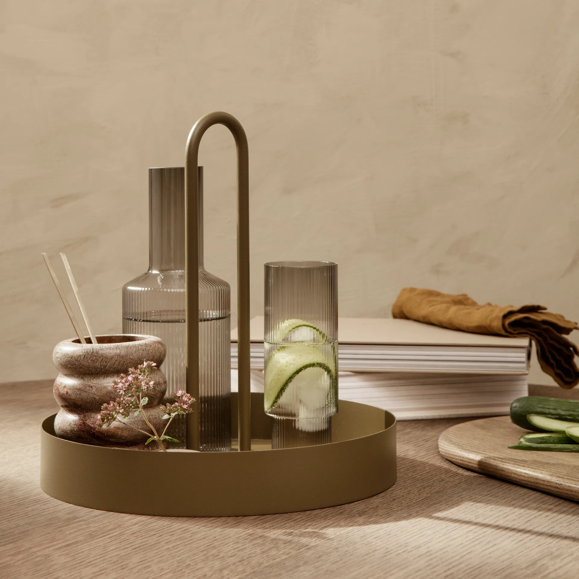 Ripple Karaffe, Smoked grey Ferm Living