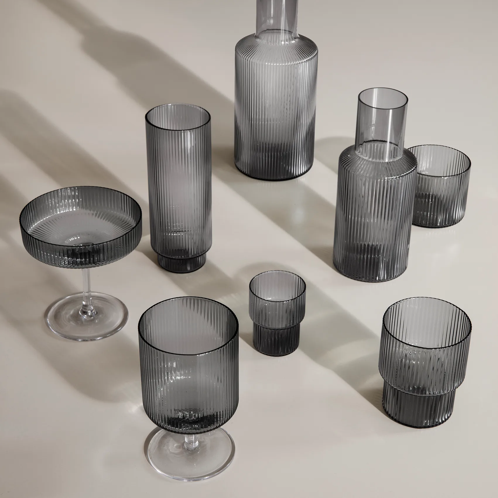 Ripple Longdrink-Glas 4er Pack, Smoked grey Ferm Living