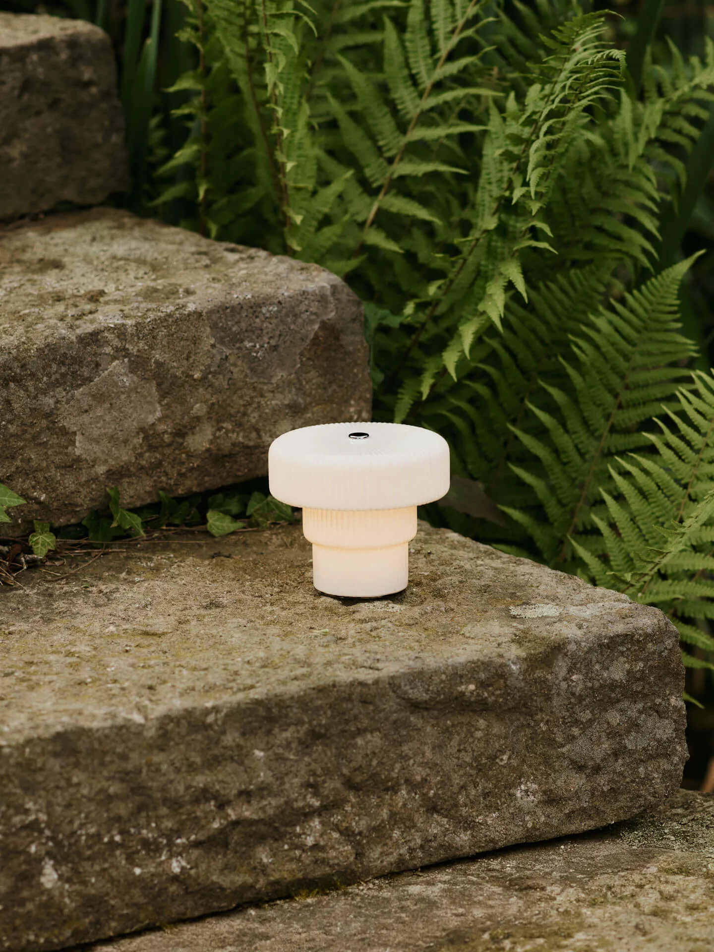 Ripple tragbare Tischleuchte, White, 10cm Ferm Living