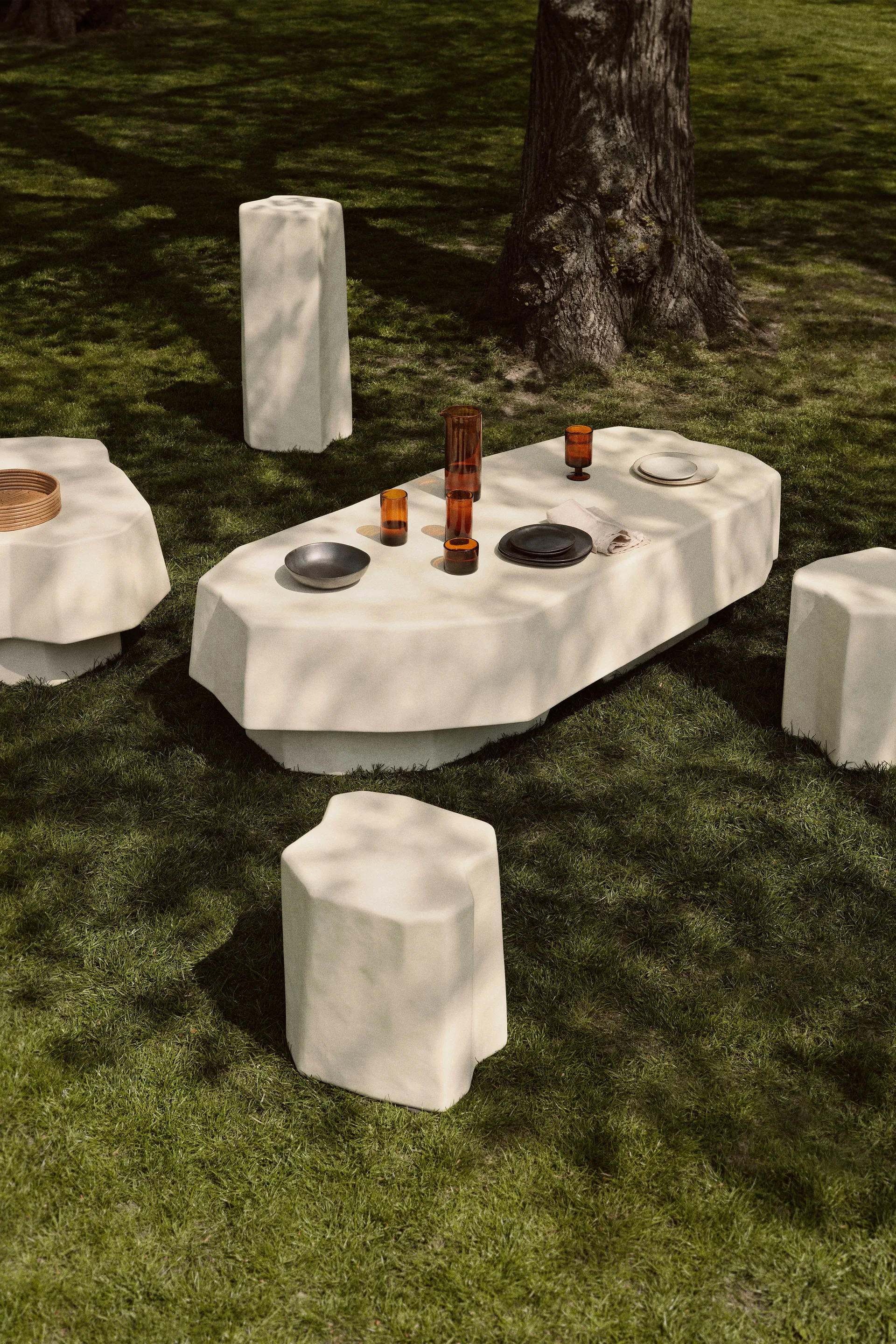 Staffa Couchtisch 83,7x75,8 cm, Ivory Ferm Living
