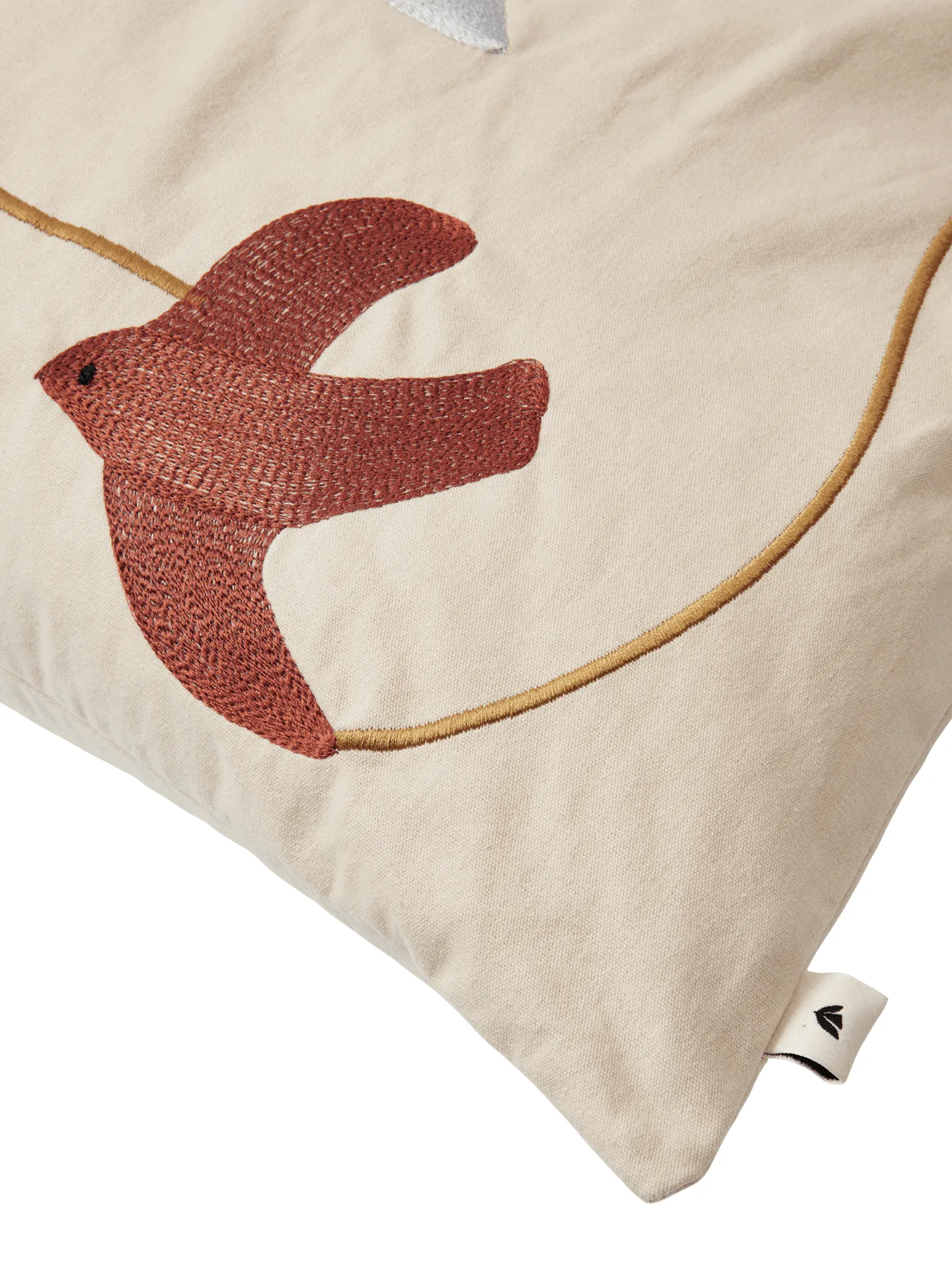 Swif bird embroided Kissenbezug 40x60 cm, Multi Ferm Living