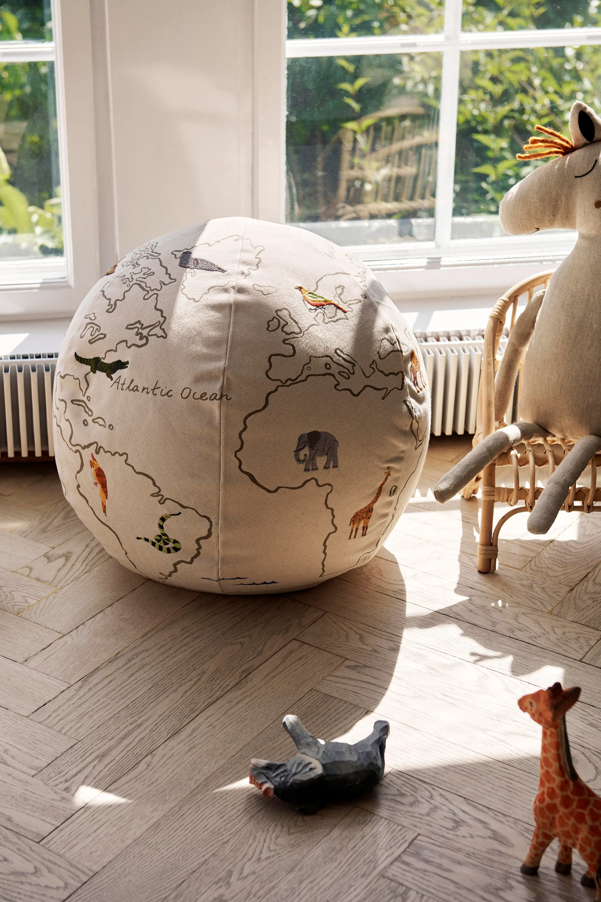 The world Sitzkissen, Offwhite Ferm Living