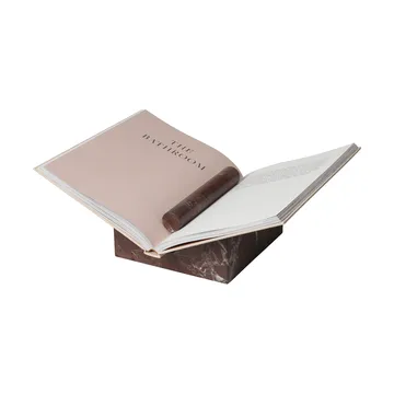 Tvara Buchständer - Rosso levanto, 22x22 cm - Ferm Living