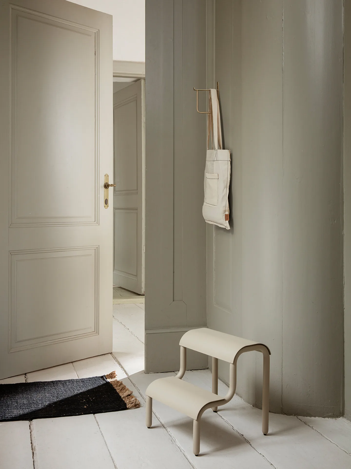 Up Tritthocker, Cashmere Ferm Living