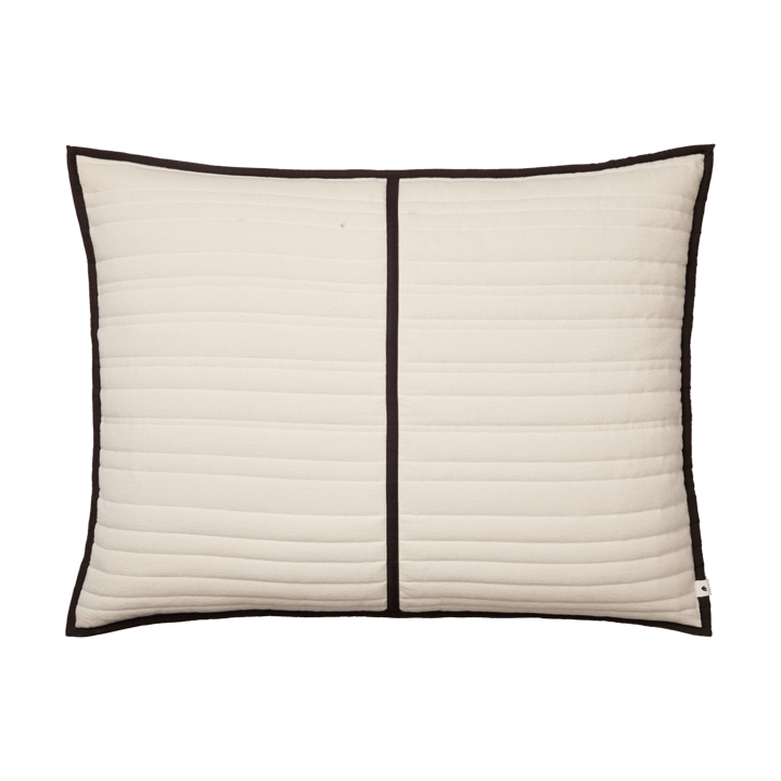 Vari gesteppte Kissen 60x80 cm - Natural-dark chocolate - Ferm Living