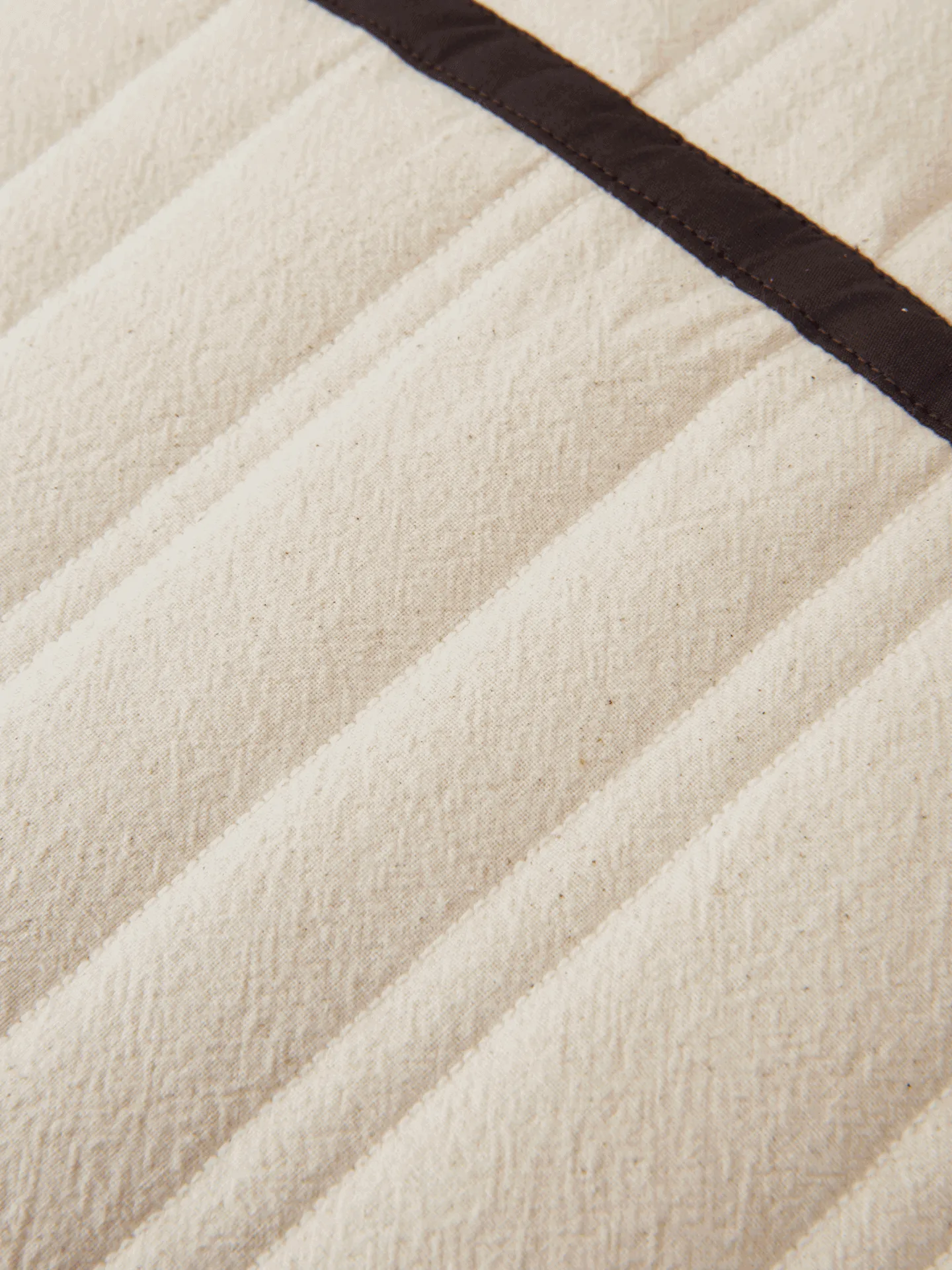 Vari gesteppte Kissen 60x80 cm, Natural-dark chocolate Ferm Living