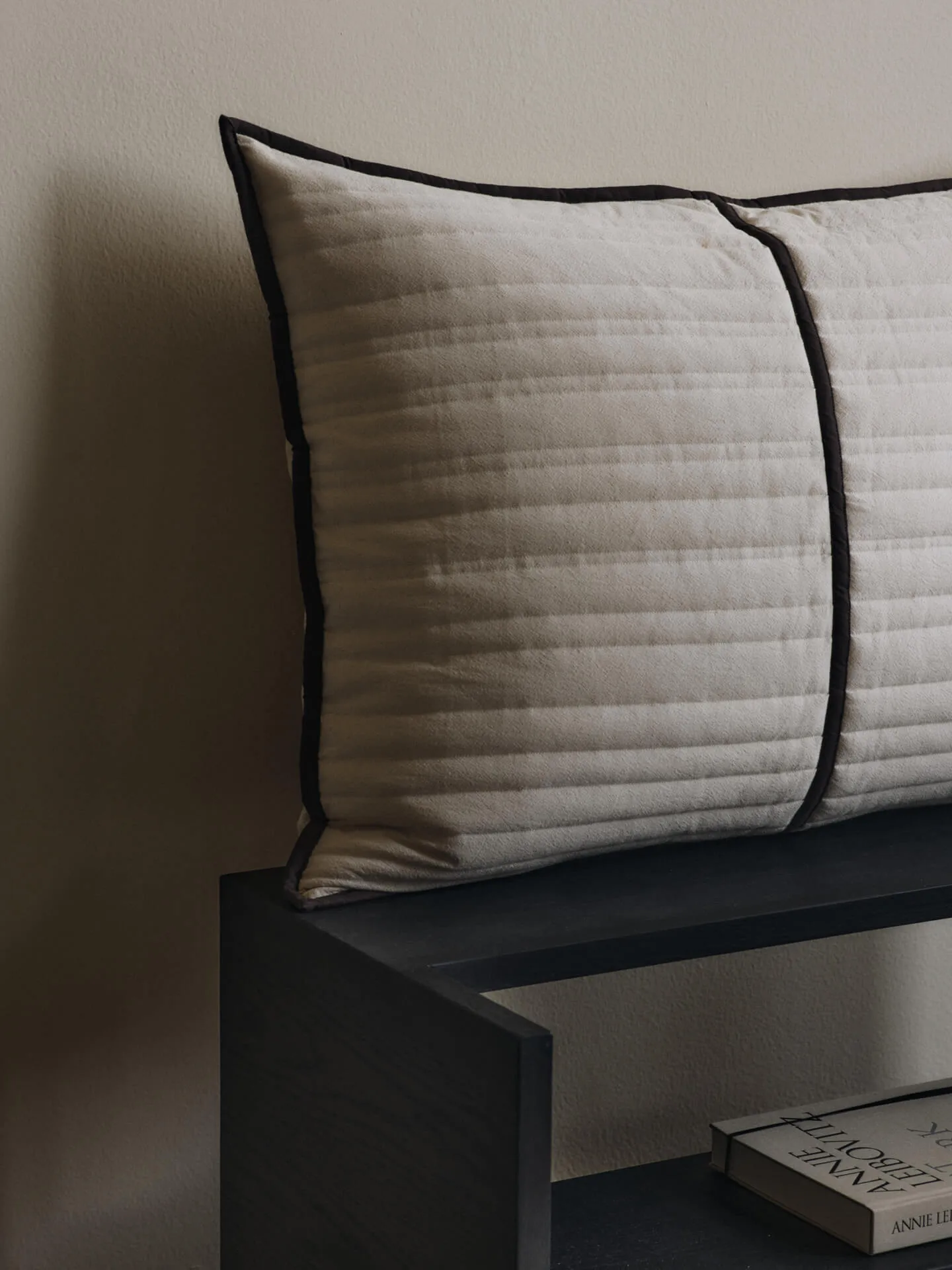 Vari gesteppte Kissen 60x80 cm, Natural-dark chocolate Ferm Living