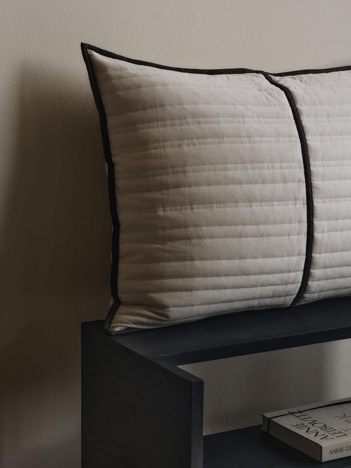 Vari gesteppte Kissen 60x80 cm, Natural-dark chocolate Ferm Living