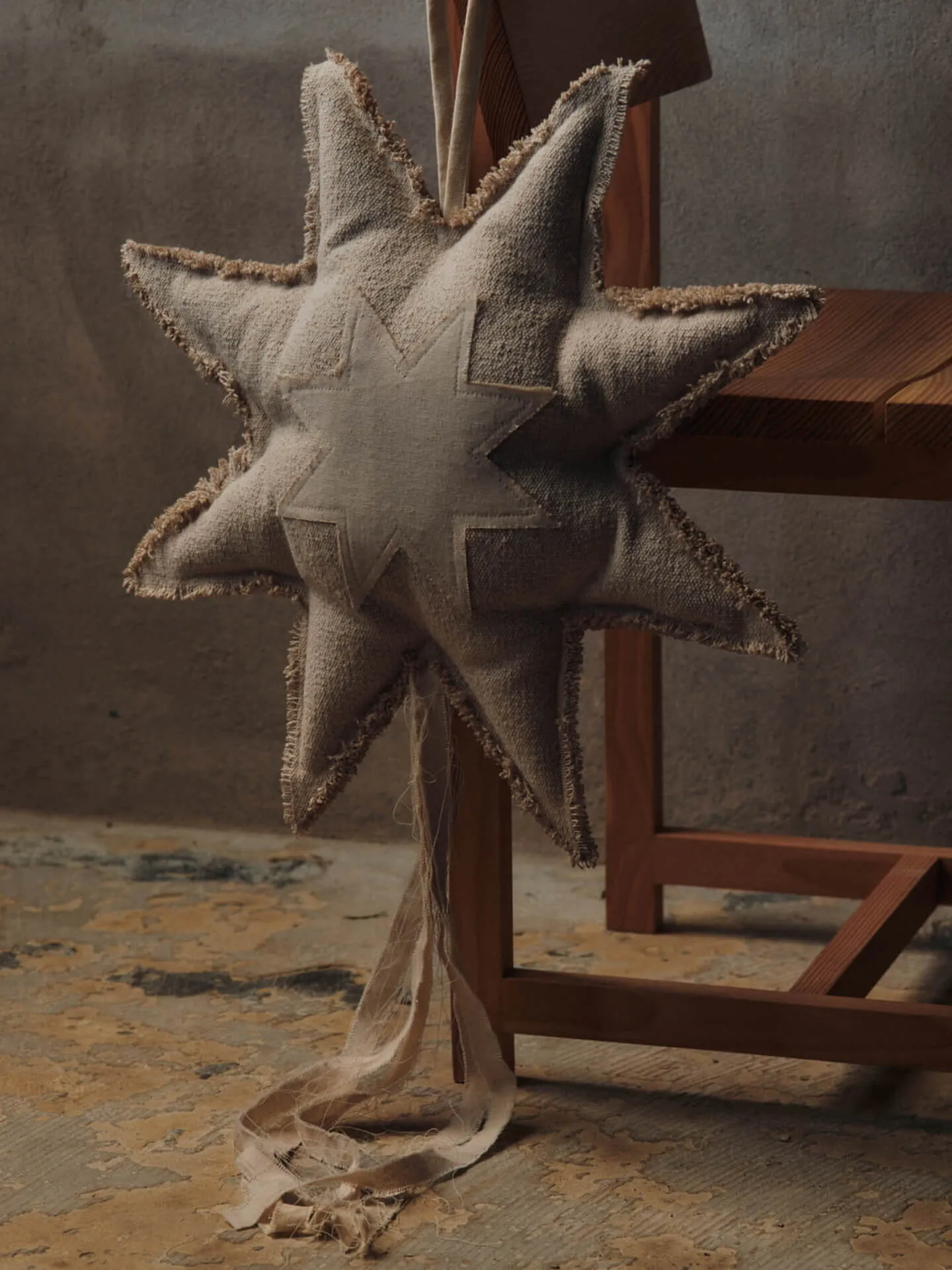 Vela window ornament Dekorationsanhänger 50x88 cm, Natural Ferm Living