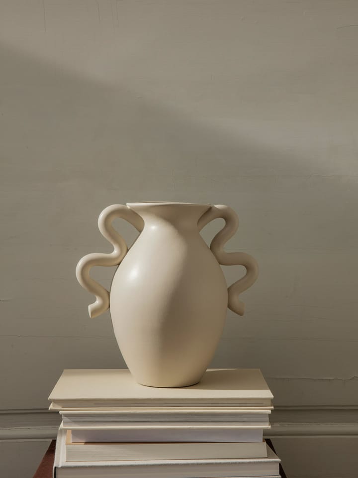 Verso Vase 27cm - Cream - ferm LIVING