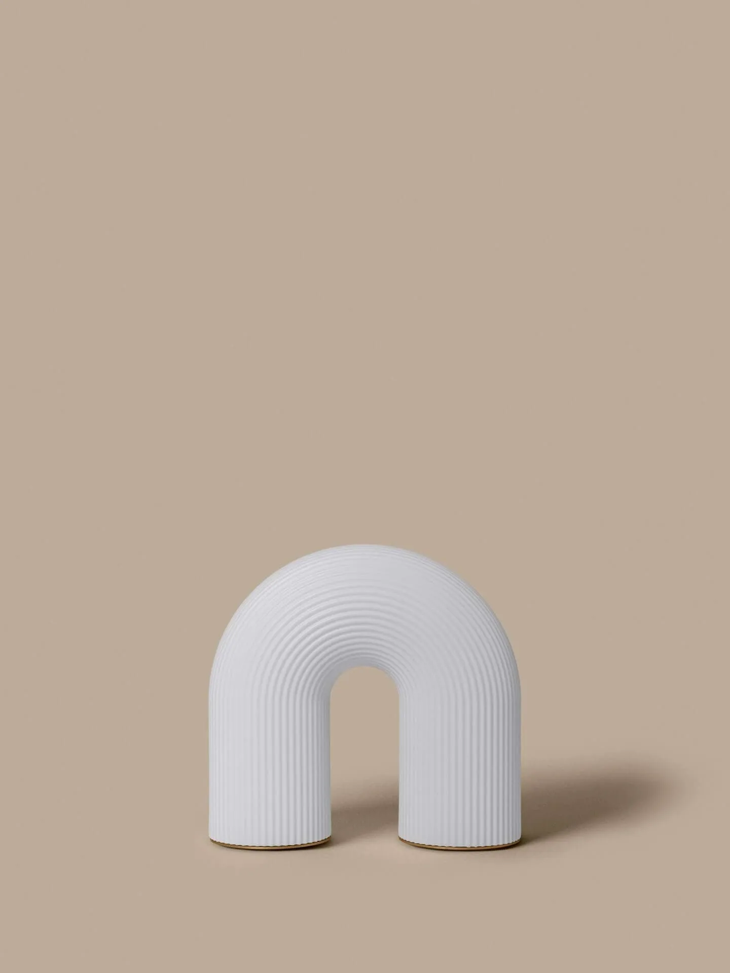 Vuelta Outdoor tragbare Tischlampe, Weiß, 25 cm Ferm Living