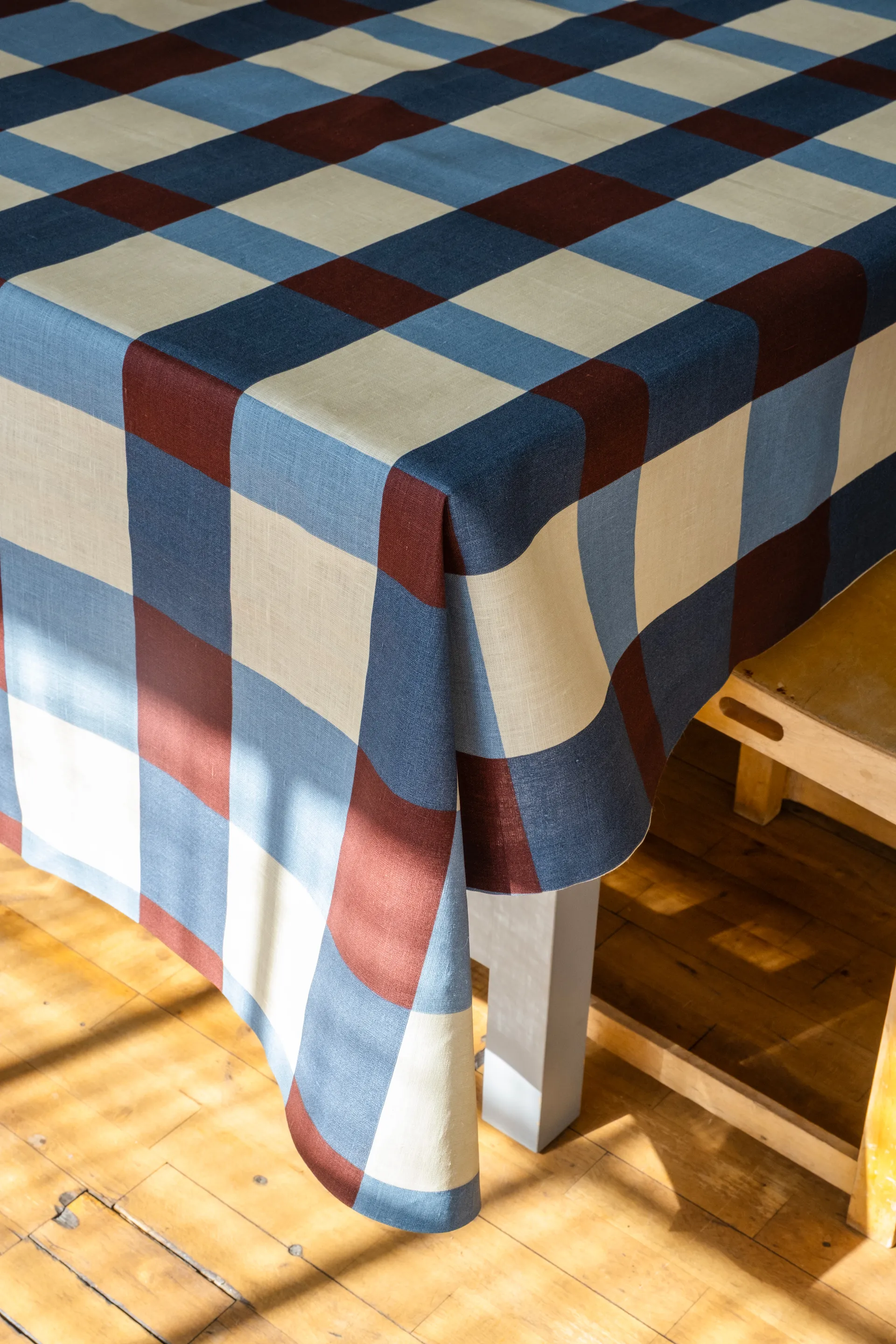 Fält Tischdecke 149x250 cm, Plum Fine Little Day