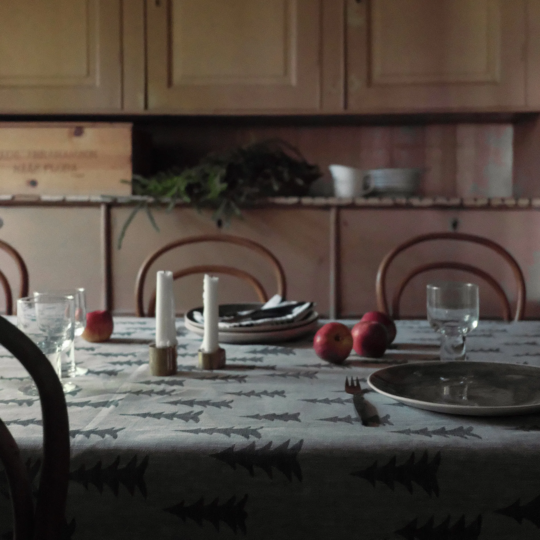 Gran Jacquard gewebtes Tischtuch 147 x 250cm, Grün-grau Fine Little Day