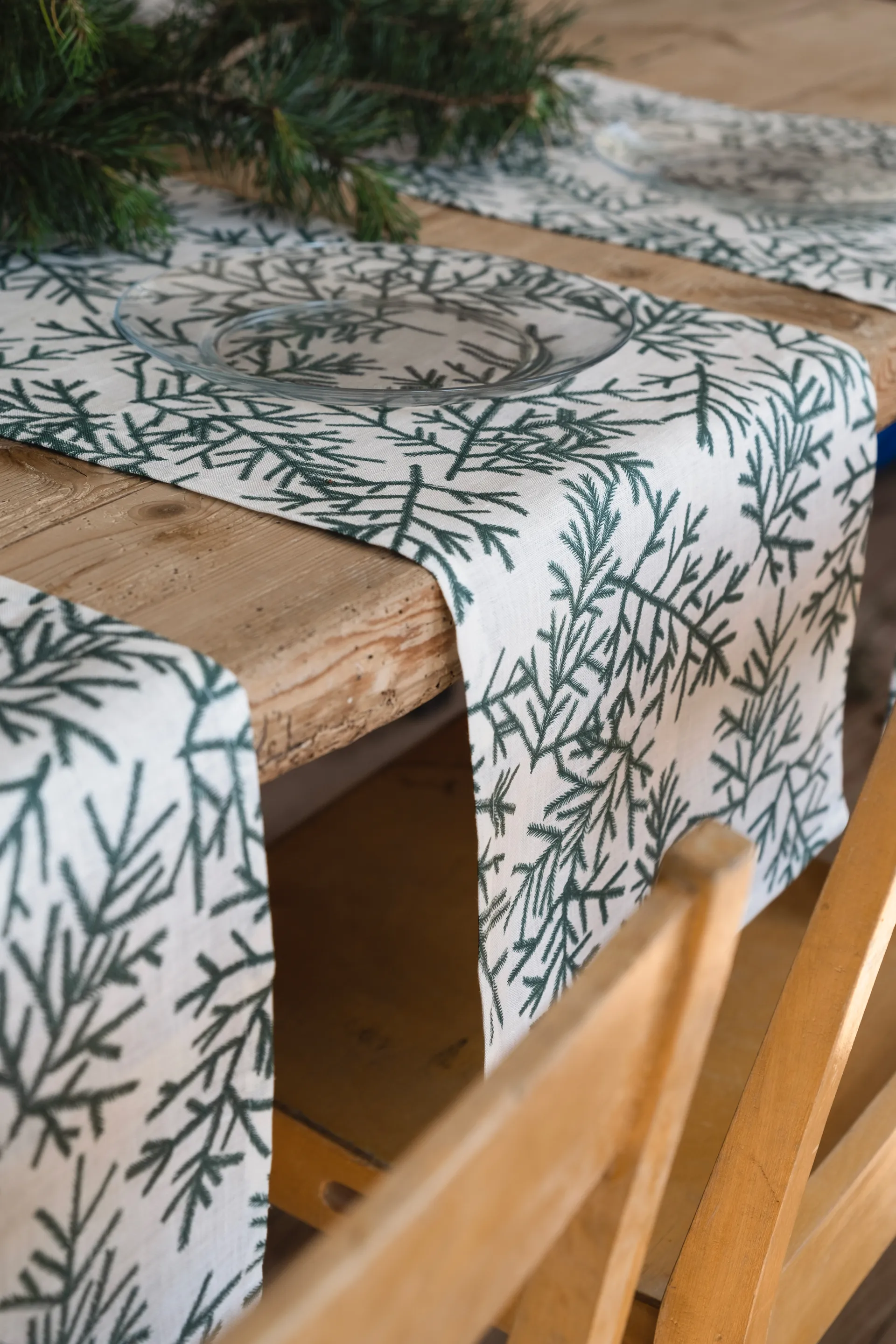 Granris Tischläufer, Weiß-grün Fine Little Day