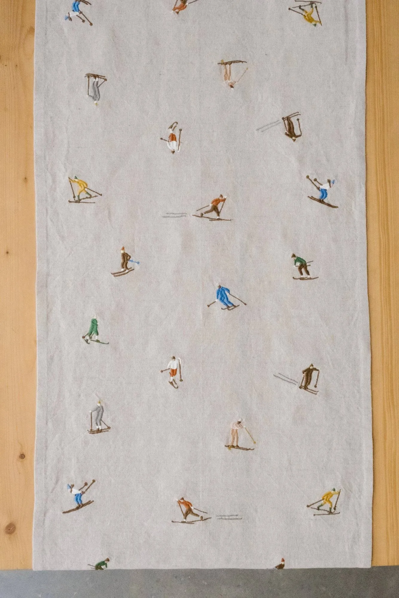 Skiers Tischläufer, Natur, 45x150 cm Fine Little Day
